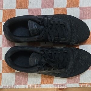 Reebok women's Black Mesh Athletic Shoes